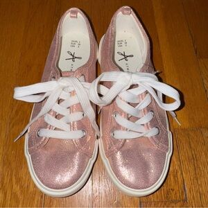 NEW Atmosphere Pink Shimmer Sneakers